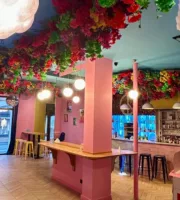 shelter-bar-annecy refuge festif