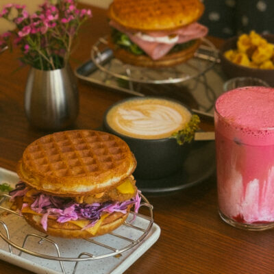 M Court Brunch Annecy gaufre latte