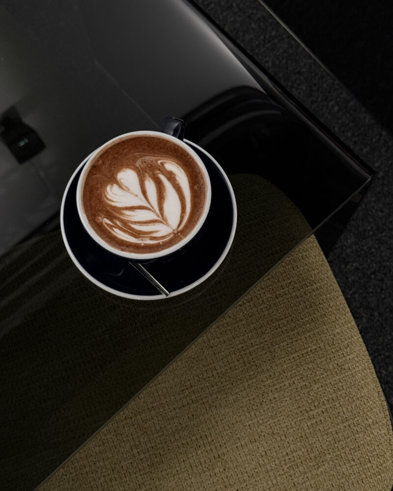 Café Latte M Court Studio